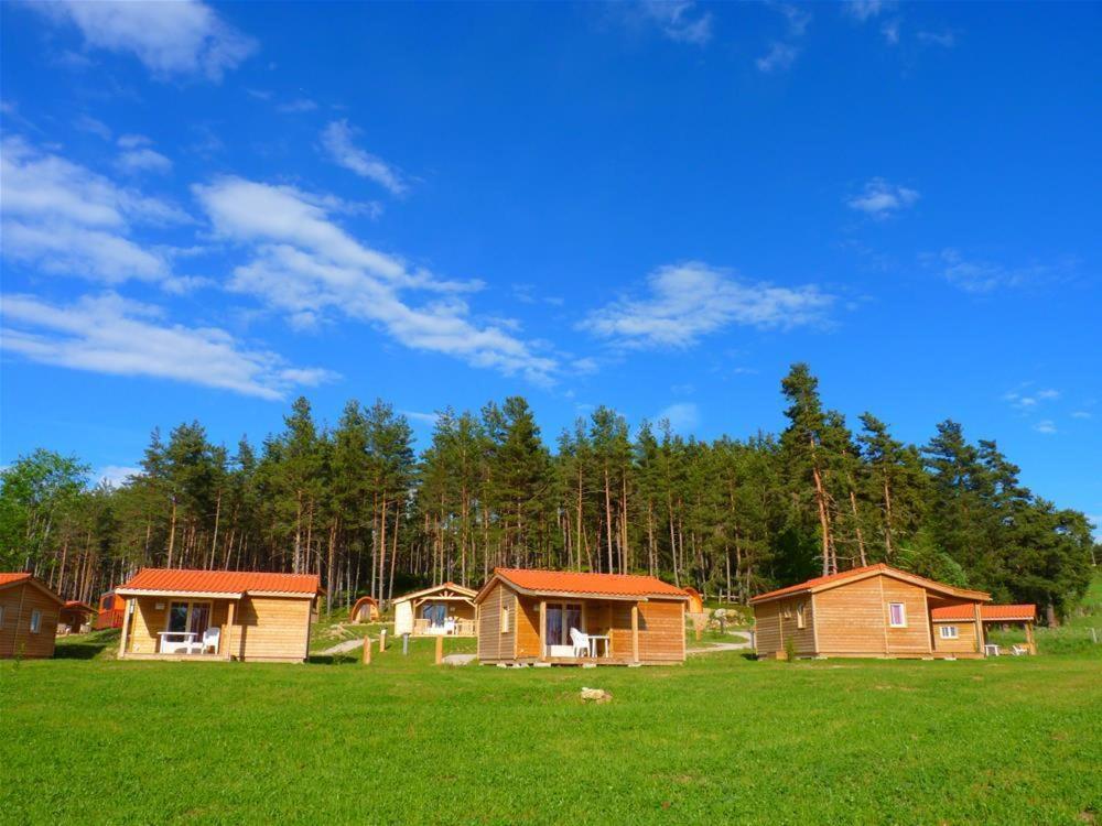 Les Chalets Du Haut-Forez Usson-en-Forez Екстер'єр фото